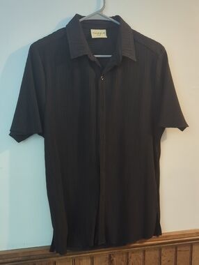 YoungLA Black Short-Sleeve Textured Button-Down Shirt Size Small